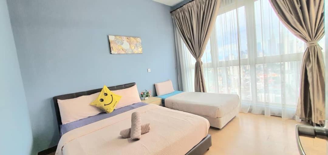 Regalia Suites With Infinity Pool Klcc By Staycation Homes Kuala Lumpur Exteriör bild
