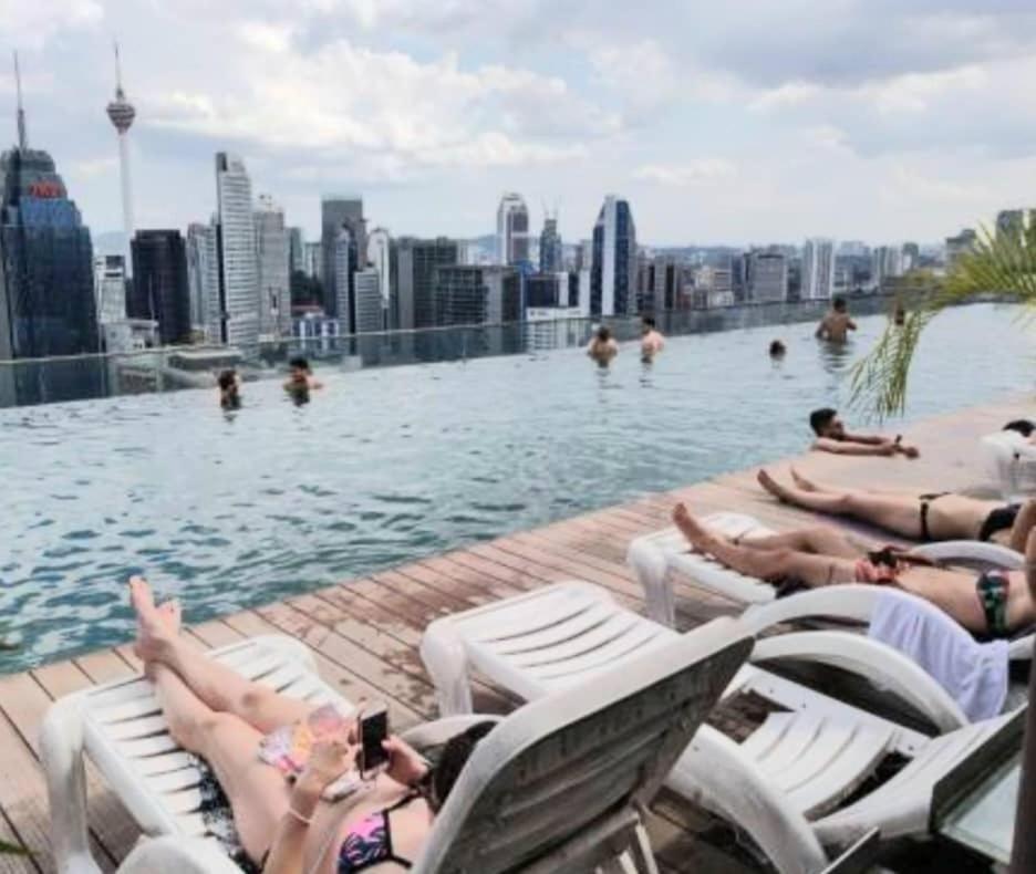 Regalia Suites With Infinity Pool Klcc By Staycation Homes Kuala Lumpur Exteriör bild