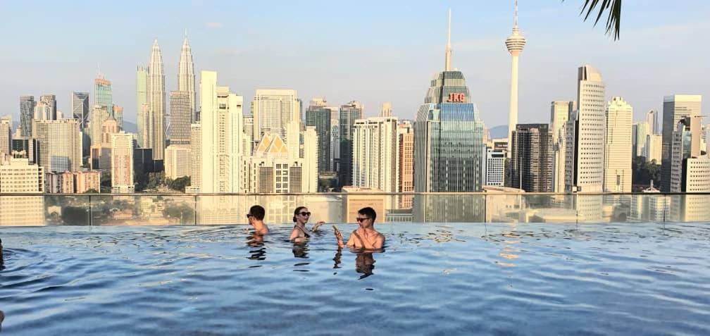 Regalia Suites With Infinity Pool Klcc By Staycation Homes Kuala Lumpur Exteriör bild