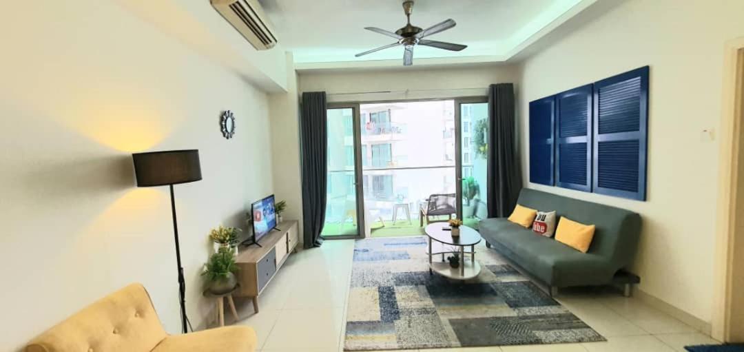Regalia Suites With Infinity Pool Klcc By Staycation Homes Kuala Lumpur Exteriör bild