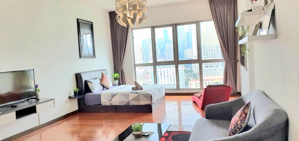 Regalia Suites With Infinity Pool Klcc By Staycation Homes Kuala Lumpur Exteriör bild